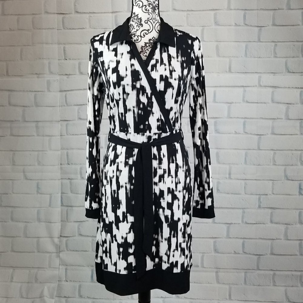 Nicole Miller size small tie waist dress stretch